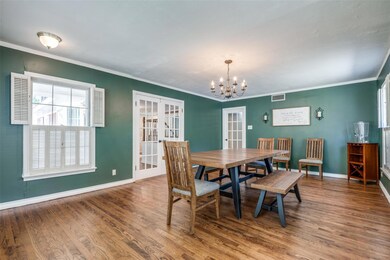 805 S Rusk St, Gainesville, TX 76240 - photo 6