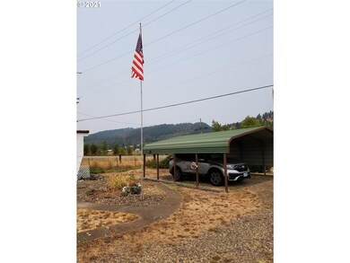 3397 Nonpareil Rd, Sutherlin, OR 97479 - photo 4