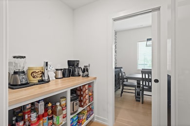 613 Red Feather Ct, Columbia, MO 65203 - photo 6