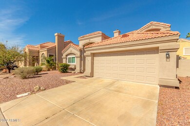 814 W Iris Dr, Gilbert, AZ 85233 - photo 3