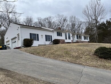 79 Burlingame Rd, Smithfield, RI 02917 - photo 2