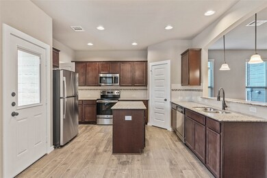 25104 Pacific Wren Dr, Magnolia, TX 77354 - photo 5