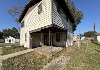 304 W 5th St, Waverly, OH 45690 - photo 2