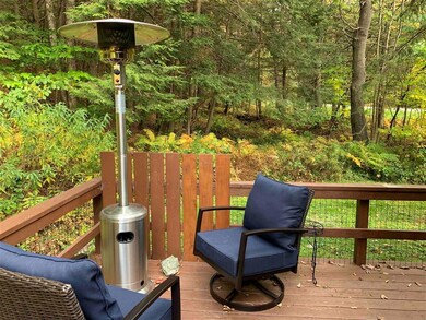 574 Willard Rd unit 4A, Hartford, VT 05001 - photo 2