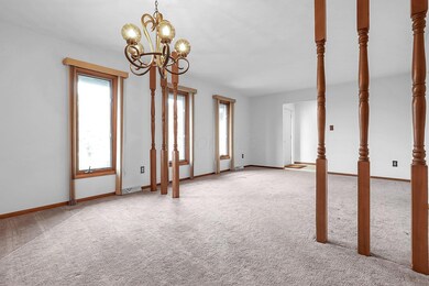 6-web-or-mls-4907-dellen-rd