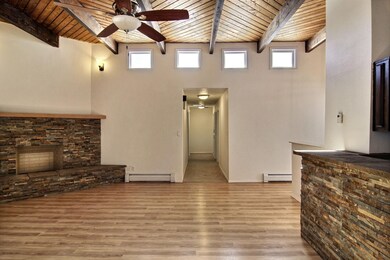 05 Living_Room_3