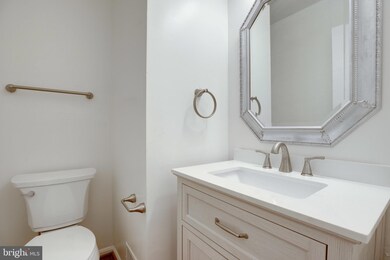 13507 Sequoia Lea Dr, Clifton, VA 20124 - photo 5