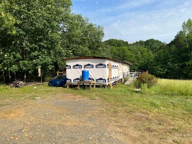 6091 Oakridge Rd, Clover, SC 29710 - photo 7