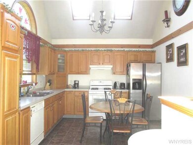 Kitchen. Volume ceiling w/Skylights.  Computer cou