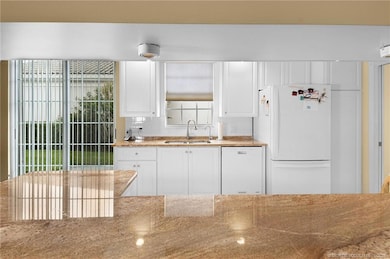 8033 SE Double Tree Dr, Hobe Sound, FL 33455 - photo 7