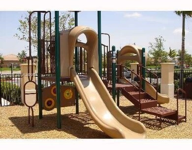 3395 NE 10th St unit 101, Homestead, FL 33033 - photo 4