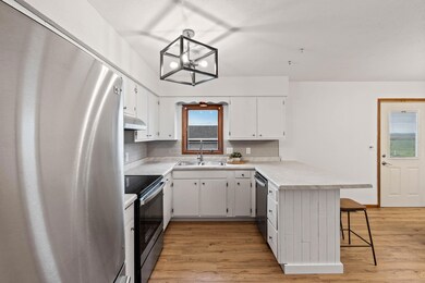 300 N Jefferson St, Grand View, IA 52752 - photo 4