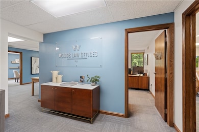 200 Commerce Dr unit 210, Coraopolis, PA 15108 - photo 4