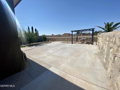 14324 Desert Sky Dr, Horizon City, TX 79928 - photo 5