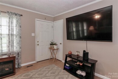 128 Fairdale Rd, Statesville, NC 28625 - photo 5