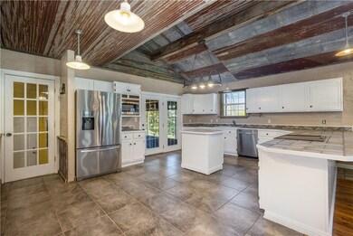 17554 Hutchens Rd, Winslow, AR 72959 - photo 6