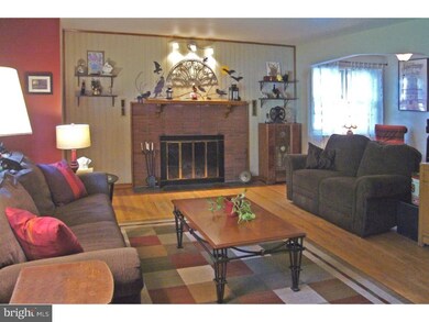 498 Dwight Ave, Oaklyn, NJ 08107 - photo 3