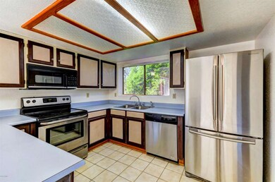Kitchen (1)