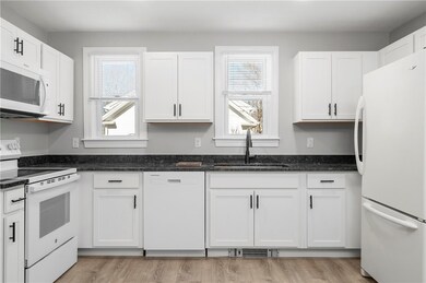 127 Mount Pleasant View Ave, Cumberland, RI 02864 - photo 3