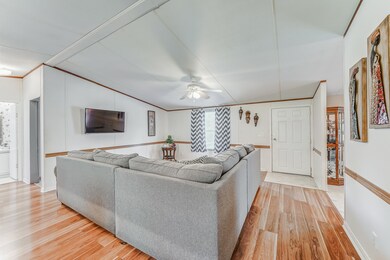 17701 Pine View Dr, Conroe, TX 77302 - photo 7