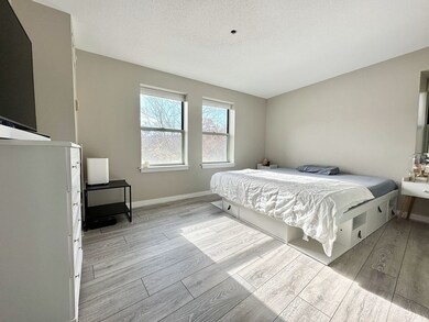 273 Cambridge Rd unit 405, Woburn, MA 01801 - photo 5