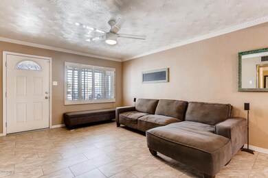 2015 W Citrus Way Phoenix AZ-large-005-5