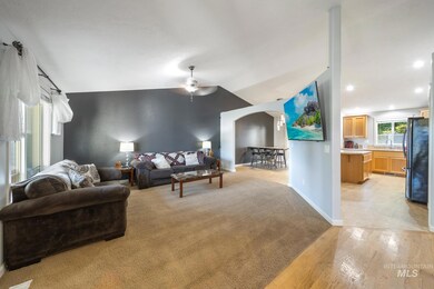 16554 N Greens Ct, Nampa, ID 83687 - photo 2