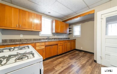 520 Lincoln Ave, Lincoln, IL 62656 - photo 7