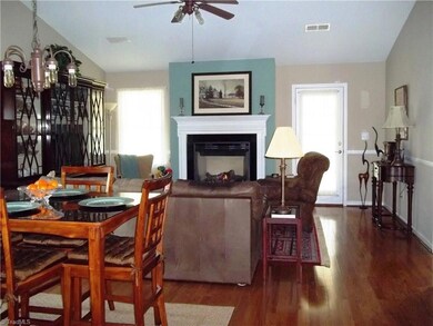 350 Stowe Ave unit 202, Asheboro, NC 27203 - photo 2