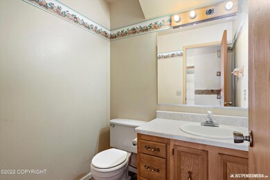 Downstairs 1/2 Bath