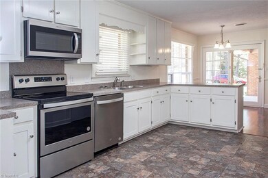 1506 Timberlane, Asheboro, NC 27205 - photo 2