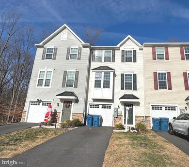 2060 Rivers Dr, Newark, DE 19702 - photo 2