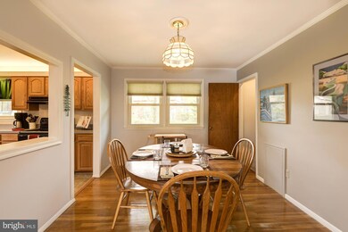 13222 Ingleside Dr, Beltsville, MD 20705 - photo 7