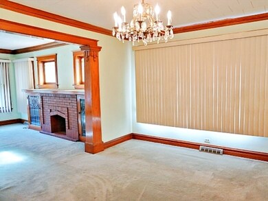 1027 S East Ave, Oak Park, IL 60304 - photo 4