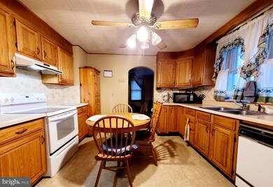 293 Warm Spring Rd, Chambersburg, PA 17202 - photo 3