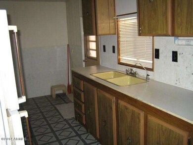5 Kitchen