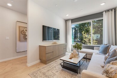 14718 Meridian Ave N unit D, Shoreline, WA 98133 - photo 6