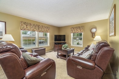 44 Meadowbrook Rd, Hudson, MA 01749 - photo 4