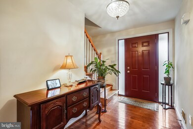 2420 Bramblebush Ct, Reston, VA 20191 - photo 4