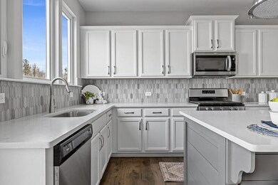 111-1069MagnoliaWarblerWay-Ravenel-SC-29
