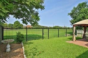 8059 Oceanside Dr, Houston, TX 77095 - photo 3