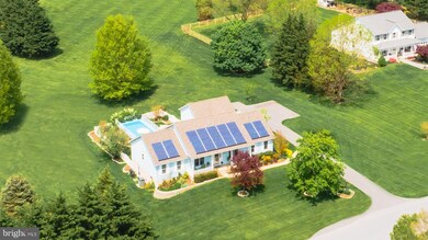 806 Dixon Ave, Sykesville, MD 21784 - photo 6