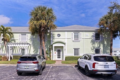 5152 Salmon Dr SE unit D, Saint Petersburg, FL 33705 - photo 3