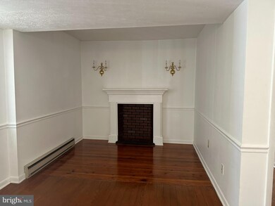 22 Peyton St unit 3, Winchester, VA 22601 - photo 3