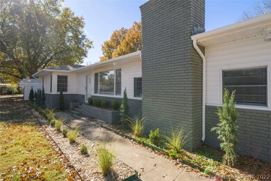 1323 N Mcfarland Place, Claremore, OK 74017 - photo 3