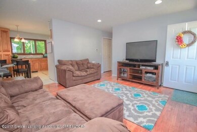 113 Royce St, Mason, MI 48854 - photo 7