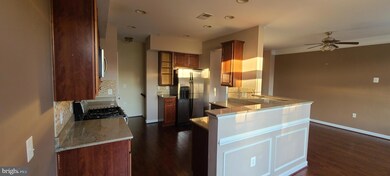 13662 Salk St unit 138, Herndon, VA 20171 - photo 5