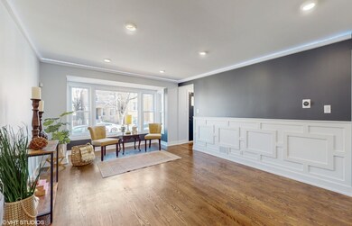 DINING & LIVING ROOM COMBO