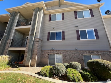 8198 N Cedar Springs Rd unit 6, Eagle Mountain, UT 84005 - photo 2