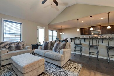 879 E Scott Wayne Dr, Nixa, MO 65714 - photo 4